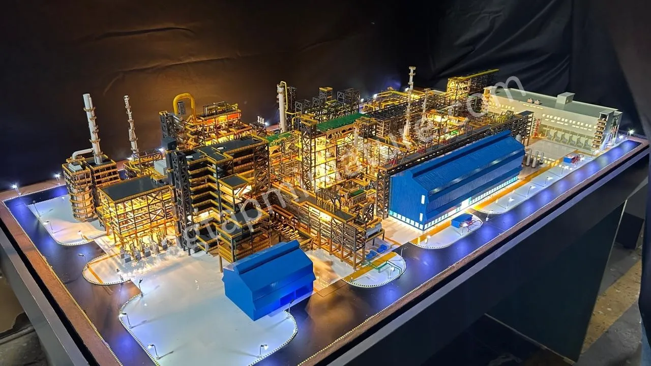 Detailed industrial piping model by leading Industrial model making company for design and education